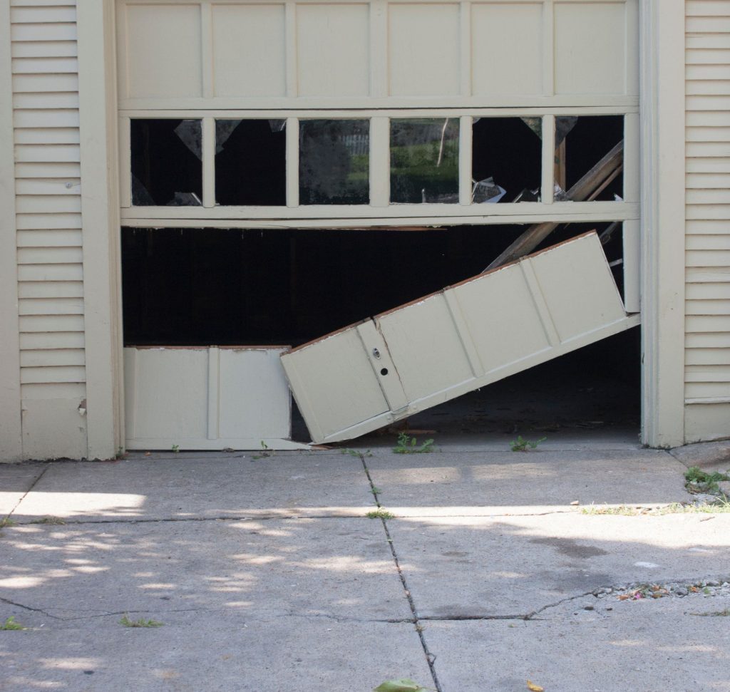 can you replace garage door panels?